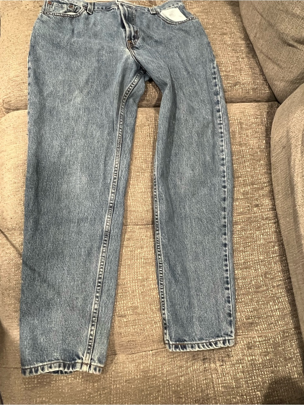 Vintage Levi’s 550 Women's 12 M Distressed High Rise Relaxed Tapered j3